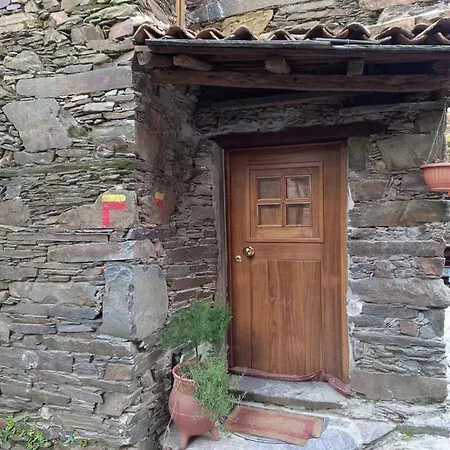 Talasnal Casas Da Urze Ter *