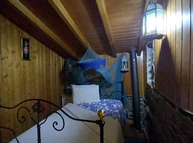 Talasnal Casas Da Urze Ter Konukevi Lousã